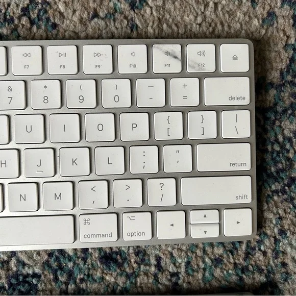 Apple Magic Keyboard 2 wireless model a1644- 2 units